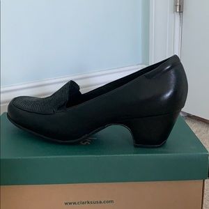 Clarks sugar zest loafers